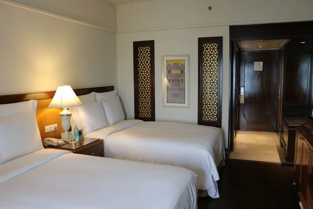 غرفة بسرير كينج للمدخنين، Hyderabad Marriott Hotel And Convention Centre 6/10