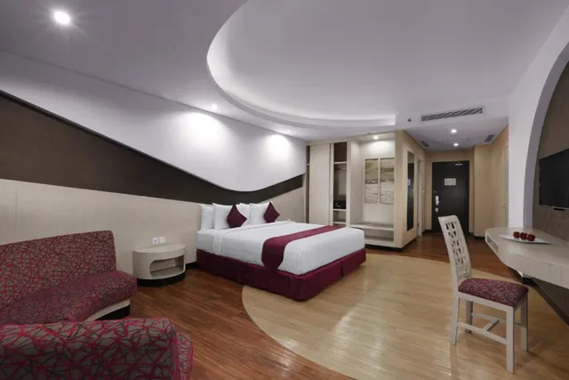 غرفة جونيور تنفيذية مزدوجة، Aston Cirebon Hotel and Convention Center 3/5