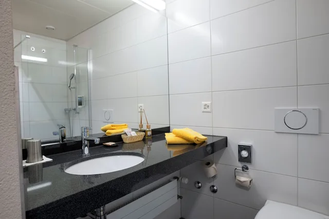 غرفة كومفورت بسرير كوين، Villmergen Swiss Quality Hotel 3/4