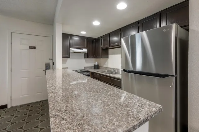 جناح بسرير كينج مع أريكة بمطبخ، Best Western Pahrump Oasis 6/6