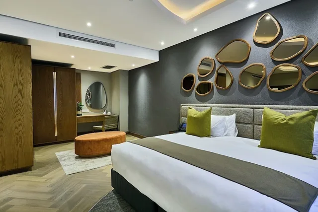 Deluxe, Double Bed, Cresta Jwaneng 4/10