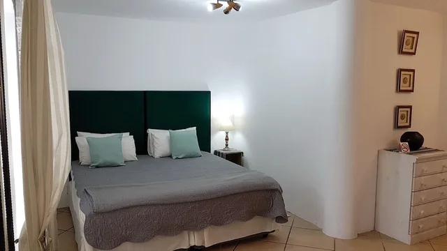 1 Bedroom, Comfort, King Bed, Pool Access، Six Valk Avenue Self Catering Guest House 1/3
