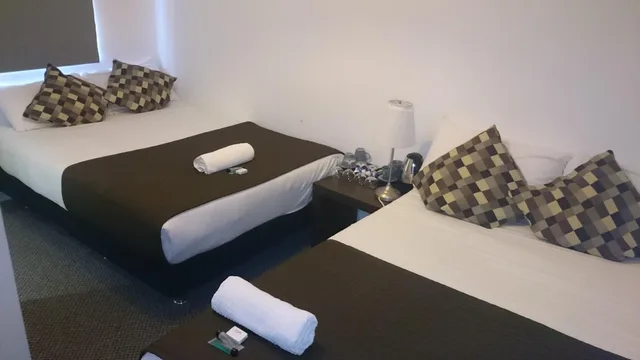 غرفة رباعية بسريرين مزدوجين، Chester Hotel Victoria 2/3