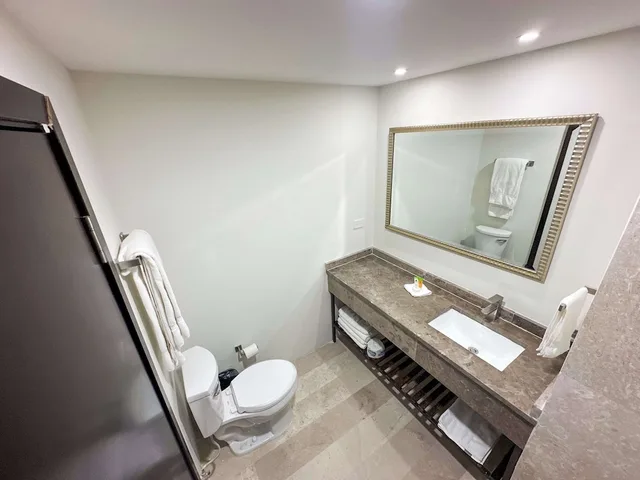 Standard, 2 Queen Beds, Best Western Plus Sacramento 6/6