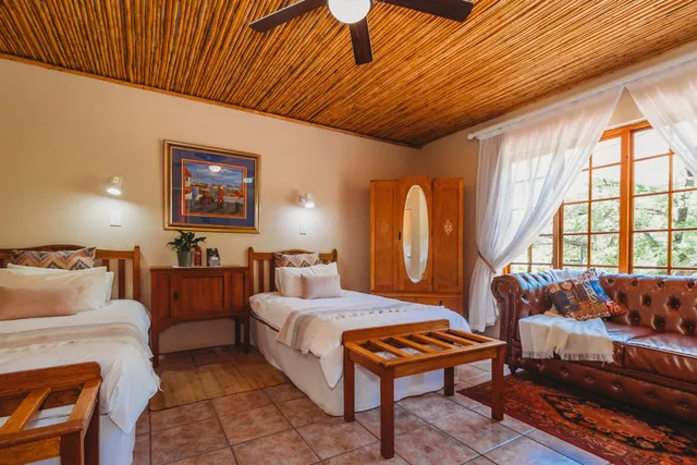 غرفة بسريرين منفصلين، De Poort Country Lodge 1/1