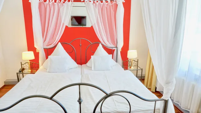 غرفة اقتصادية بسرير مزدوج، Hotel Alpha 3/6