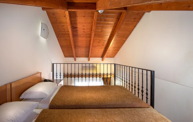 Duplex, Maisonette, Family, Queen Bed, 2 Sofa، Sunday Hotel 1/3