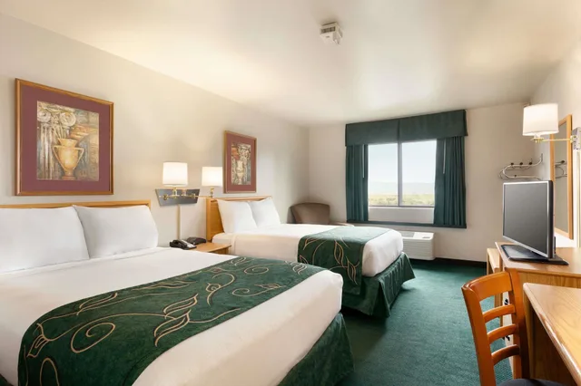 غرفة بسرير مزدوج لذوي الإعاقة، Travelodge By Wyndham Milford 2/4