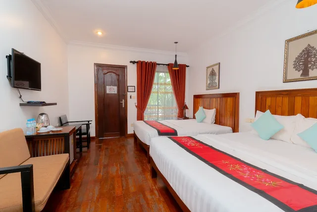 غرفة ديلوكس ثلاثية بإطلالة على المسبح بغرفة نوم واحدة، Asanak D'angkor Boutique Hotel 1/10