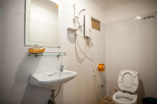 غرفة بسرير مزدوج بشرفة، Rs Ii Guesthouse 7/10