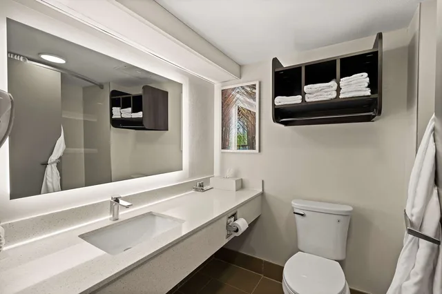 غرفة بسريرين كوين، Best Western Shackleford 4/4