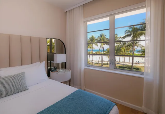 Room, King Bed, Ocean Front، Avalon 8/10
