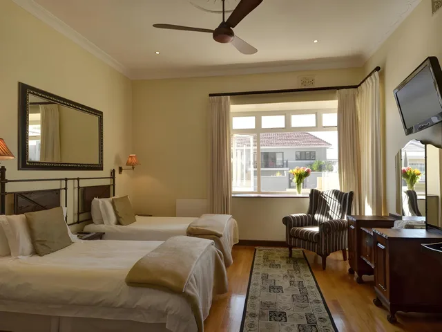 غرفة فاخرة، Sundown Manor Guest House 1/2