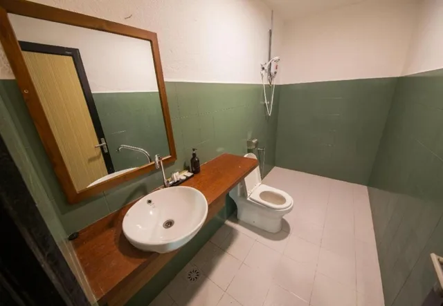 غرفة قياسية بسريرين منفصلين، Room V @ Jalan Sultanah 3/3
