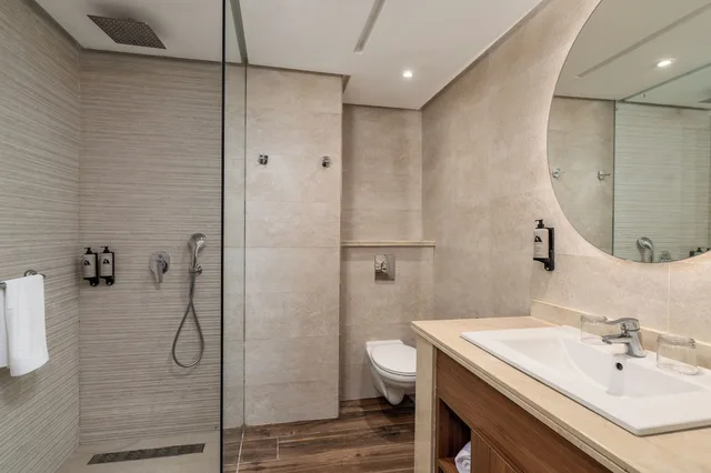 غرفة قياسية ثلاثية بثلاثة أسرّة بإطلالة على البحر، Dunes d Or Ocean Club Agadir 2/3