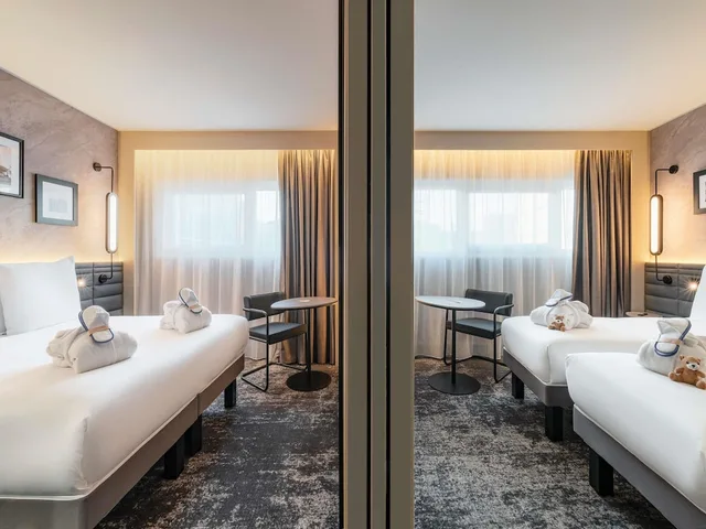 جناح متصل عائلي سوبيريور بسرير كينج وسريرين كوين، Novotel Paris La Defense Nanterre 3/10
