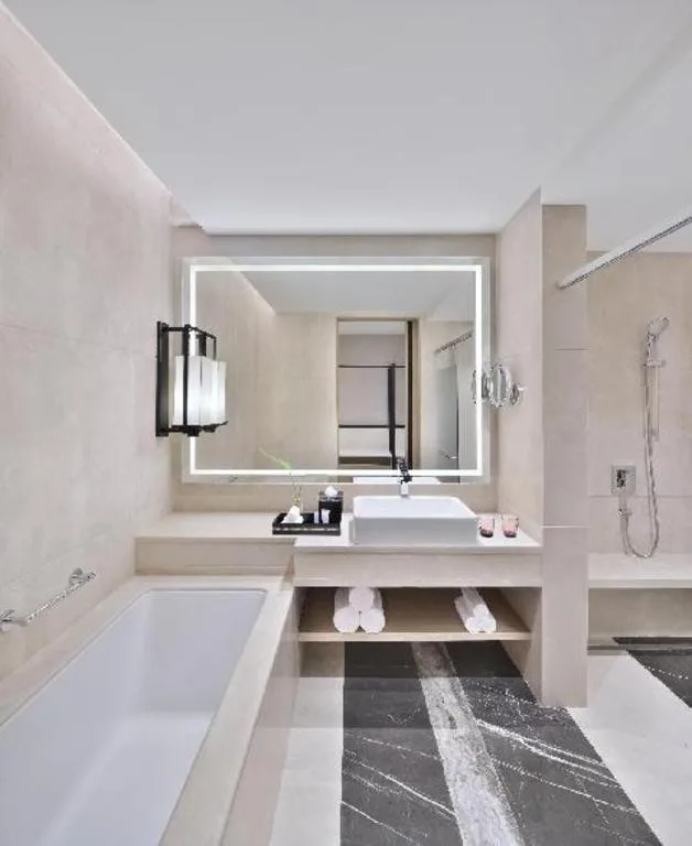 Room, King Bed, Courtyard View, The Westin Goa 16/16