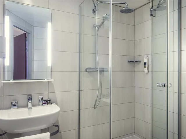 غرفة بريفيليج بسريرين منفصلين، Mercure Paris Notre Dame Saint Germain Des Pres 8/10