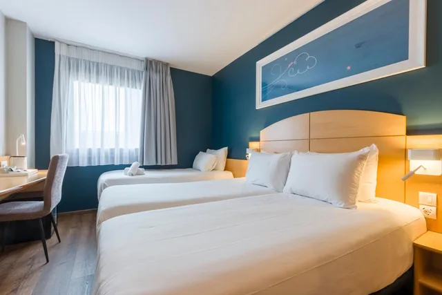 غرفة ثلاثية، Travelodge Madrid Alcala De Henares 4/10