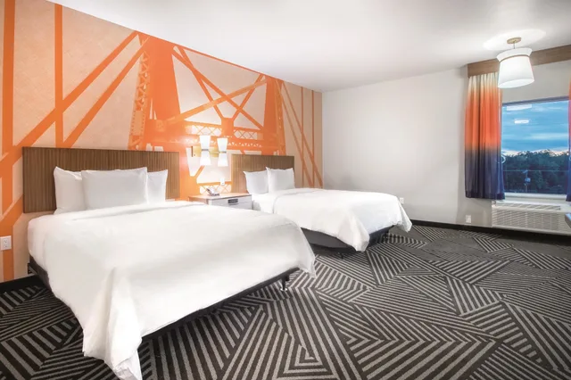 غرفة بسريرين كوين، La Quinta Inn And Suites By Wyndham Waco Downtown Baylor 2/2