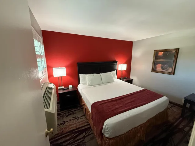 جناح بزنس، Laguna Hills Lodge 2/3
