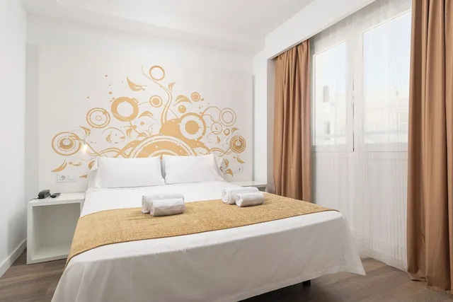 Standard, Twin Beds, Balcony, WelikeHotel Triton beach 2/10