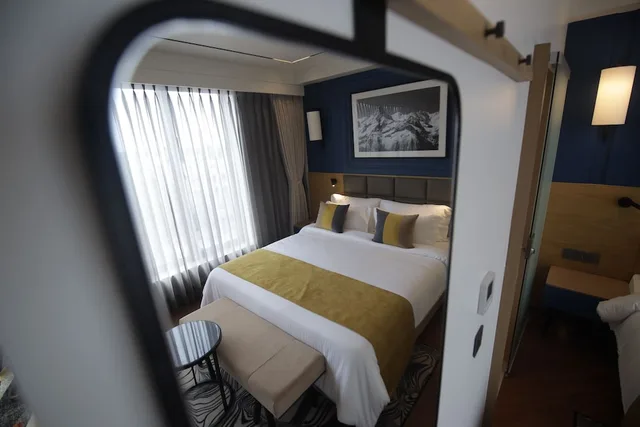 Deluxe, Queen Bed, Ramada Encore by Wyndham Siliguri Sevoke Road 2/3