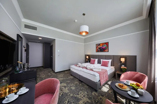 Comfort, Apartment, Twin Beds, Hotel Estera 2/2