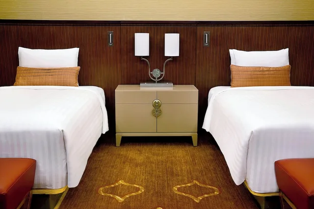 غرفة بسريرين منفصلين بإطلالة على المدينة، فندق جبل عمر ماريوت مكة(Jabal Omar Marriott Hotel Makkah) 10/10