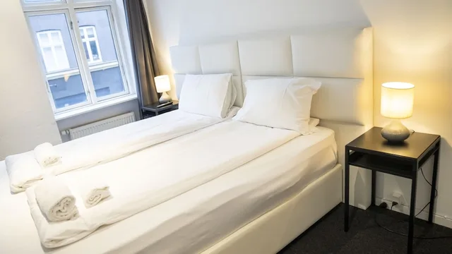 غرفة اقتصادية بسرير مزدوج بحمام مشترك، Hotel Viktoria 2/6