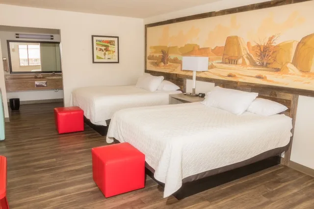 غرفة بسريرين كوين، Expedition Lodge 1/2