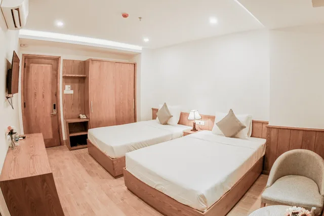 Superior, Twin Beds, Sea View, Quang Vinh Hotel 3/10