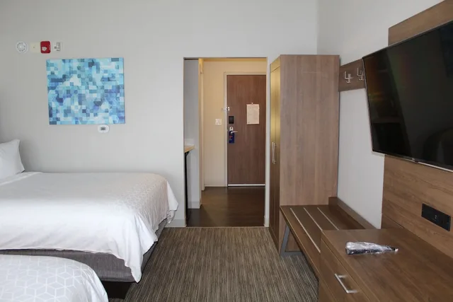 غرفة قياسية بسريرين كوين، Holiday Inn Express and Suites Gettysburg an IHG Hotel 6/7