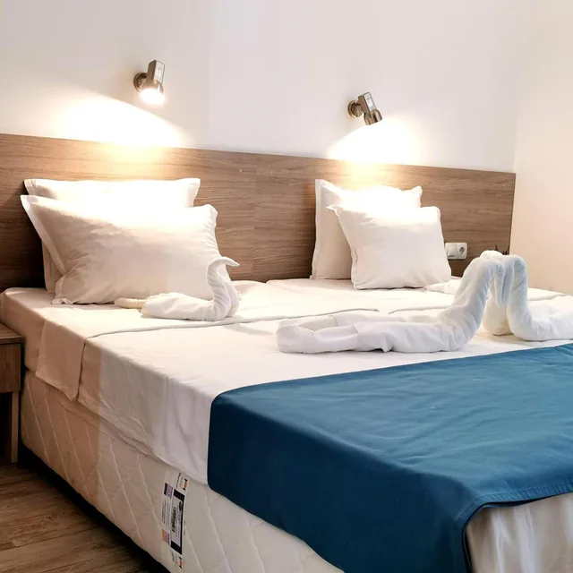 غرفة بسرير مزدوج بإطلالة على البحر، Hotel Largo 8/10