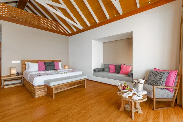 Beach Villa, Double Bed, Sofa، Kudafushi Resort and Spa 5/5