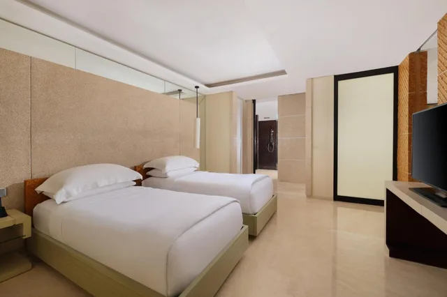 2 Bedrooms, Lagoon, Pool Residence, King and Twin Beds، COMO Canggu 2/3
