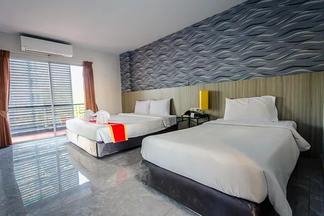 غرفة سوبيريور ثلاثية، Embryo Hotel 6/9