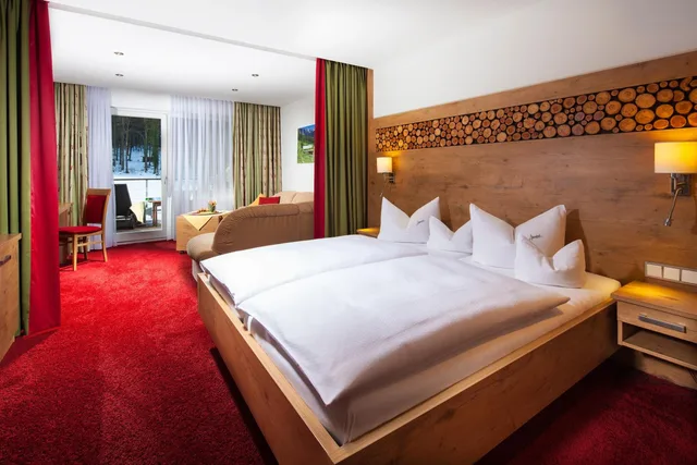 Comfort, Double Bed, Hotel Alpenhof 1/3