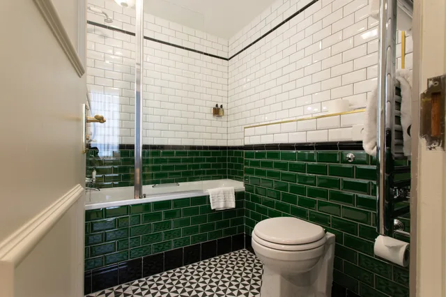 Junior Suite, Studio, King Bed, Sofa، Bedford Swan Hotel and Thermal Spa 4/5