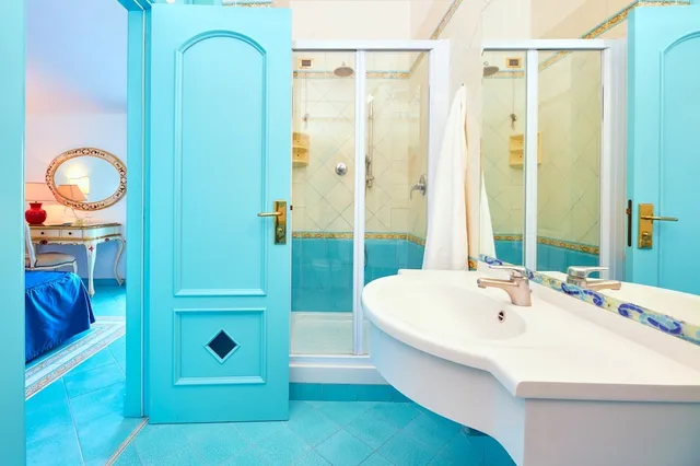 غرفة سوبيريور بسرير كوين بإطلالة على البحر بشرفة، Villa Sirio Hotel 7/7