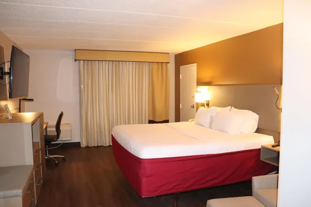 غرفة بسريرين كوين، Clarion Hotel & Conference Center Lansing West 4/7