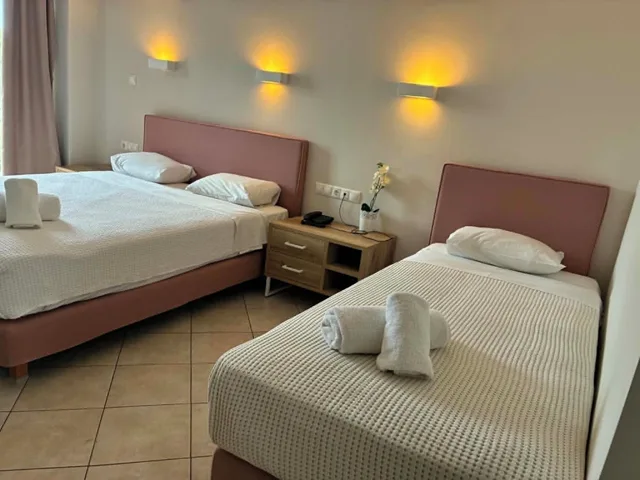 غرفة سوبيريور ثلاثية، Minavra Hotel 4/6