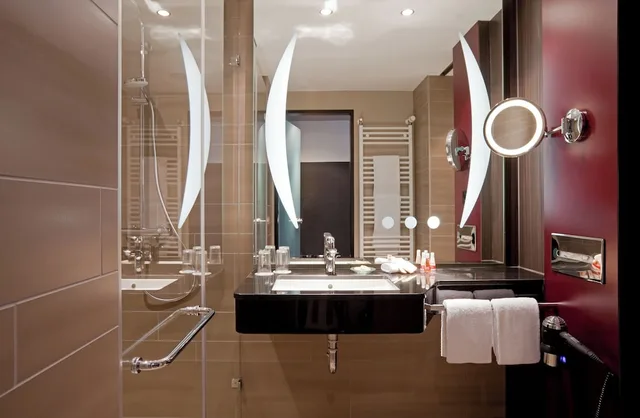 غرفة كومفورت بسريرين منفصلين، Steigenberger Parkhotel Braunschweig 6/6