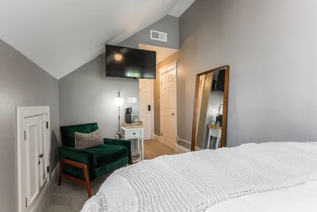 Deck, Queen Bed، Southmoreland on the Plaza Bed &amp; Breakfast 1/5