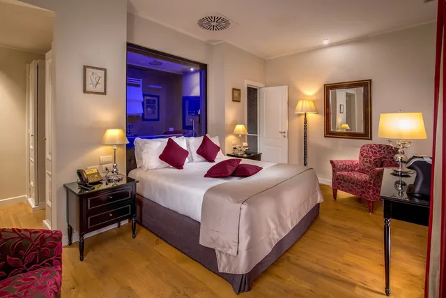 غرفة ديلوكس بسرير كينج، Hotel Monte Cenci 1/10