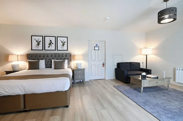 Garden, Superior, King Bed, Terrace، Stanton Manor Hotel 1/1