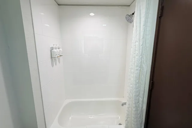 غرفة بسريرين كوين مع أريكة، Wingate by Wyndham Athens Near Downtown 9/9