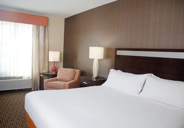 غرفة قياسية بسرير فردي، Holiday Inn Express Hotel Amp Suites Watertown Thousand Island 1/4