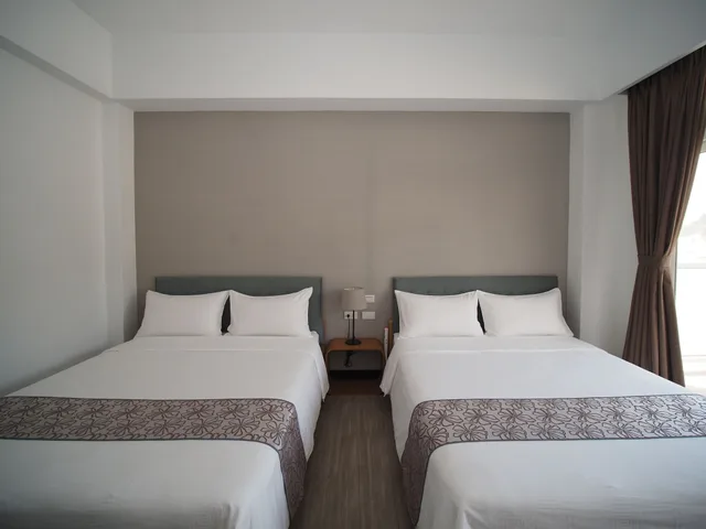 Room, 2 Double Beds, Sea View, Xiang Ju B&B 2/6
