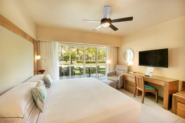 غرفة سوبيريور ديلوكس بسرير كينج، Occidental Punta Cana 1/2